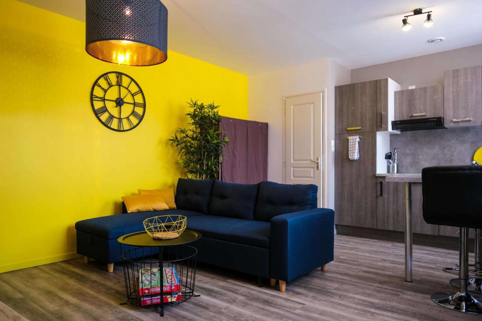 Appartement - Parking Prive Gratuit, Proche Centre-Ville Et Gare De Saint-Omer Saint-Omer (Pas-de-Calais) Room photo