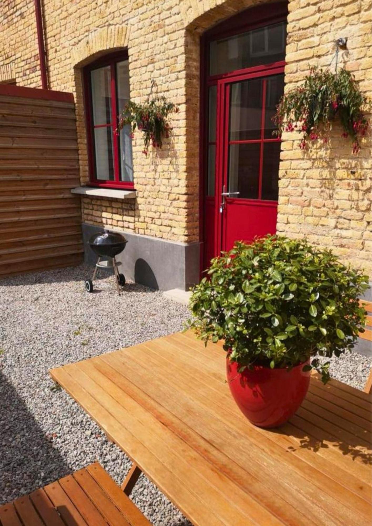 Appartement - Parking Prive Gratuit, Proche Centre-Ville Et Gare De Saint-Omer Saint-Omer (Pas-de-Calais) Exterior photo